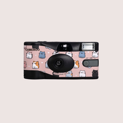 Kitty Crush disposable camera with cute cat illustrations and heart pattern by Cameroo